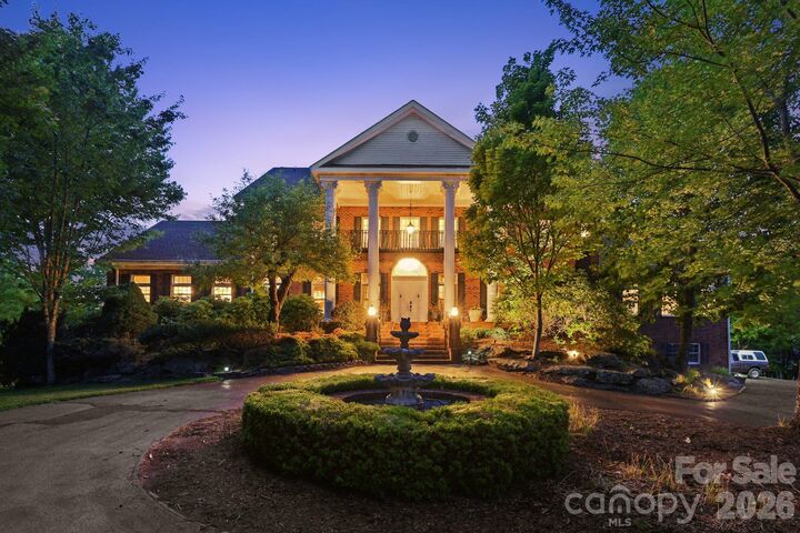 Property Photo:  2040 Sorrento Drive  NC 28607 