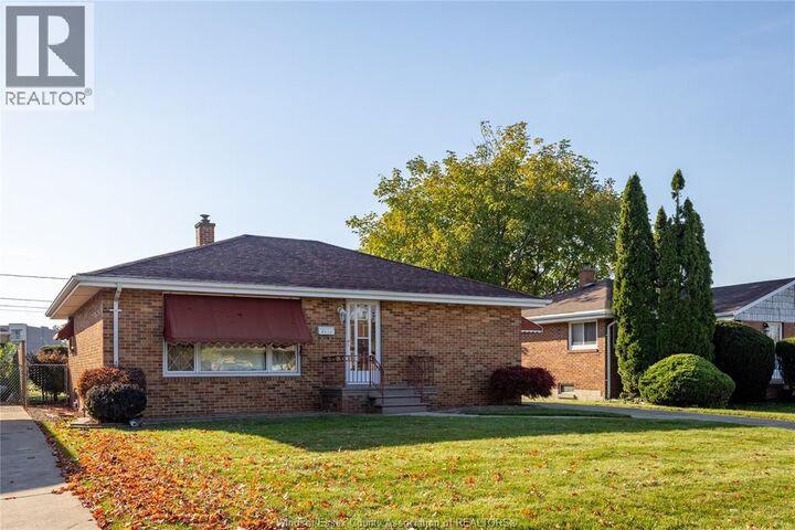 Property Photo:  8273 Menard  ON N8S 1W2 