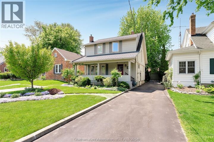 Property Photo:  82 Robertson Avenue  ON N7M 3A6 