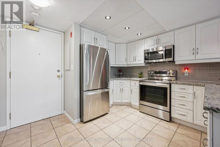 Property Photo: 105 Bagot Street 314 ON N1H 8H4