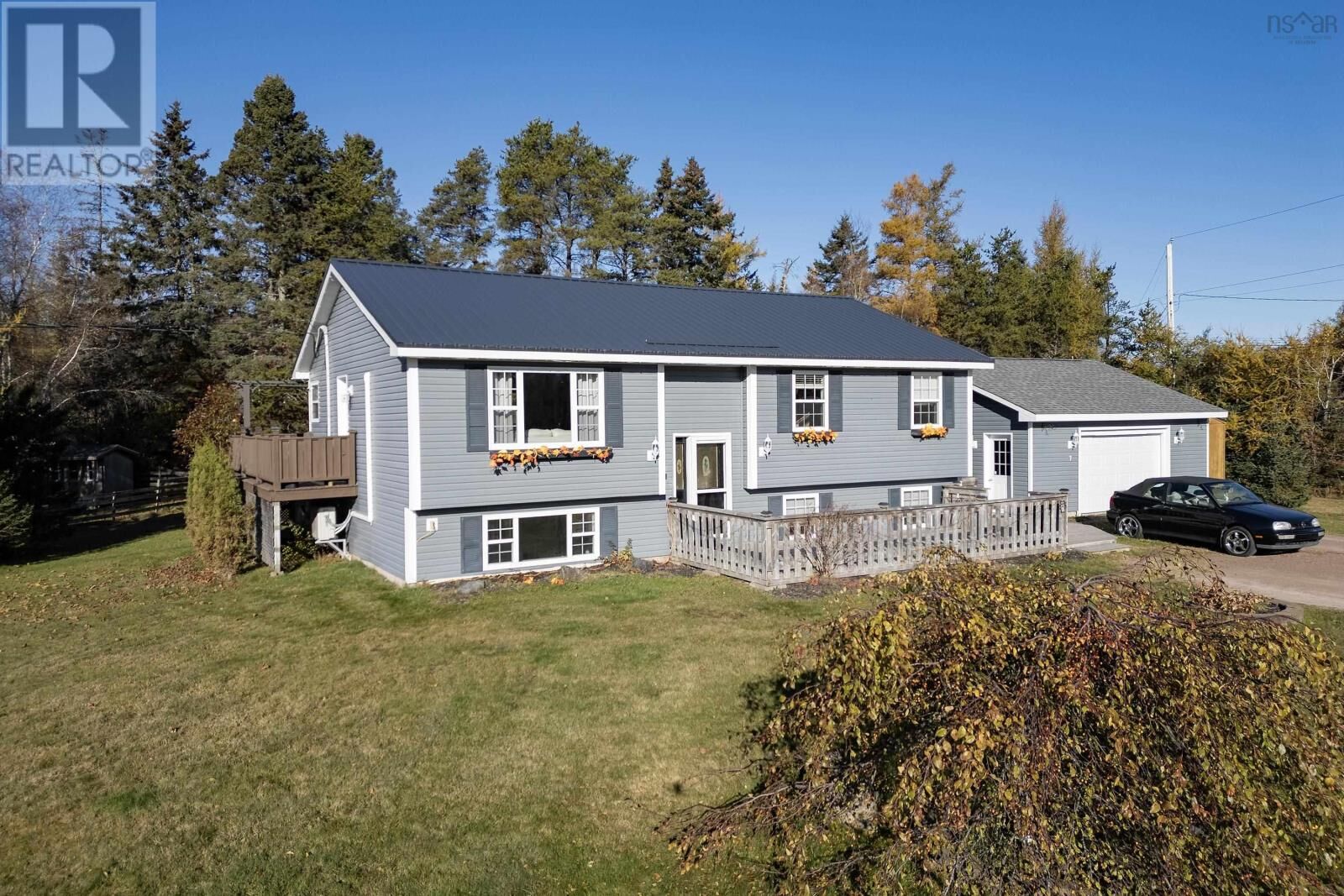 Property Photo: 7 Burns Drive NS B4H 3Y4