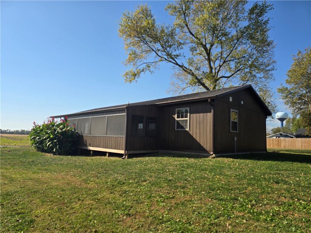 Property Photo:  361 Matilda Street  IL 62539 