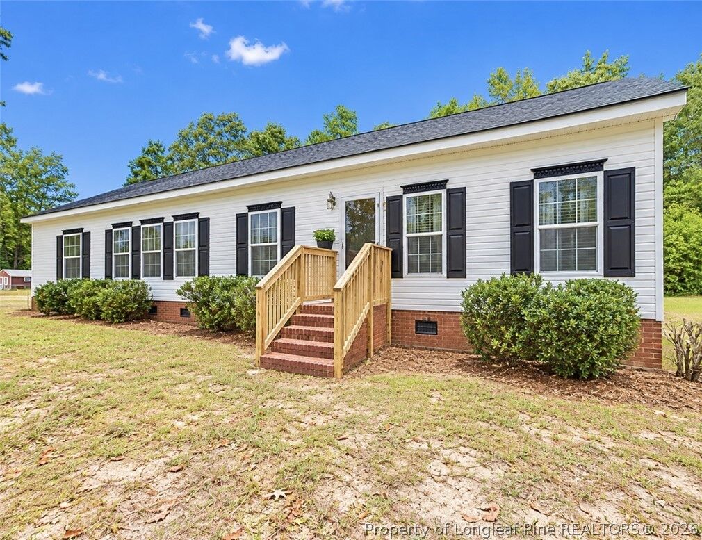 Property Photo: 1807 Horseshoe Bend Road NC 28339