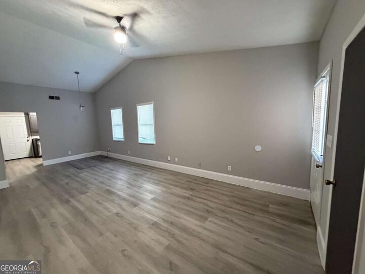 Property Photo:  1156 Pinedale Circle NW  GA 30012 