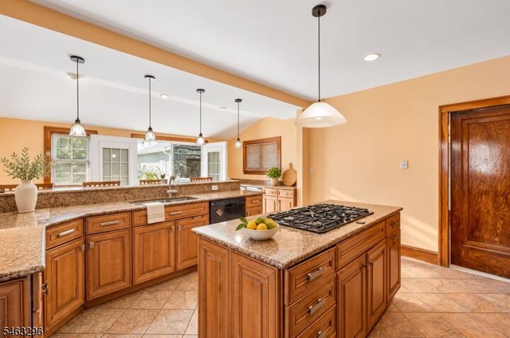 Property Photo: 14 Dawson Ave NJ 07052