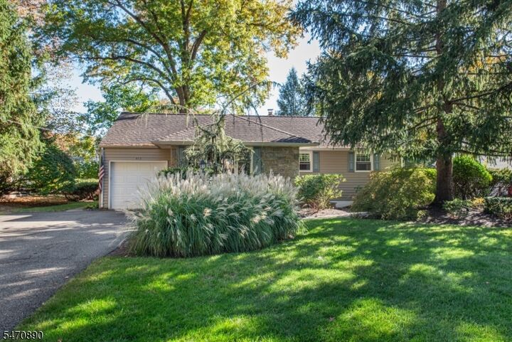 Property Photo:  412 Harristown Rd  NJ 07452 