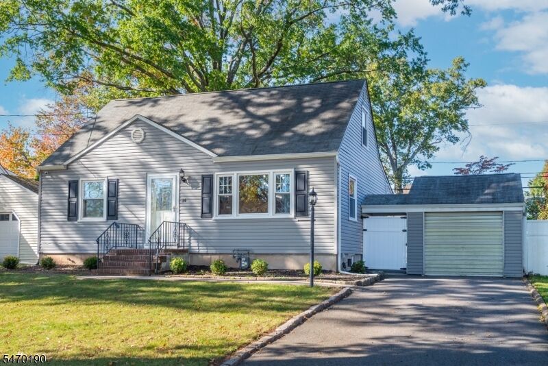 Property Photo:  214 Villa Pl  NJ 07065 