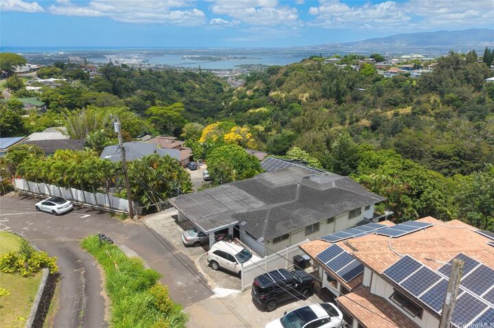 Property Photo: 99-401 Aiealani Place HI 96701