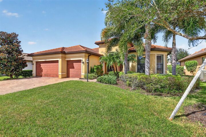 Property Photo:  16927 Winthrop Place  FL 34202 