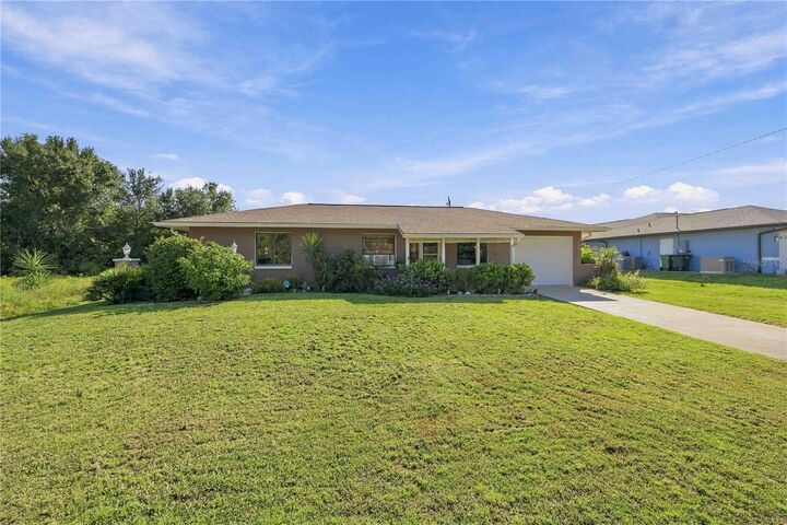 Property Photo:  7320 Yardley Street  FL 34224 