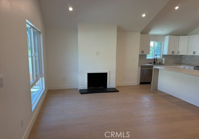 Property Photo: 108 E Grandview CA 91024