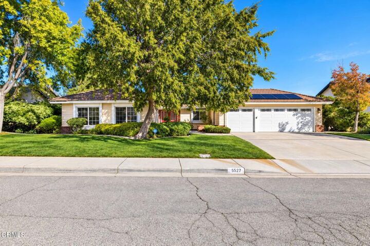 Property Photo: 5527 Pine Avenue CA 93551
