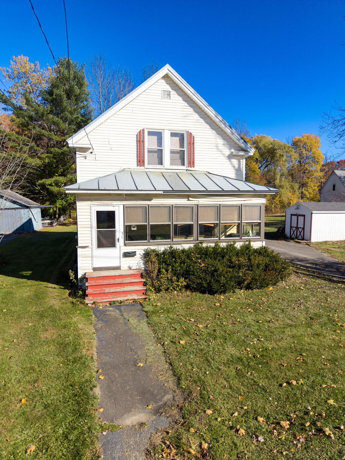 Property Photo: 11 Rowe Street ME 04953