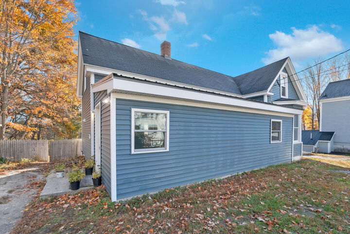 Property Photo:  15 Waterboro Road  ME 04002 