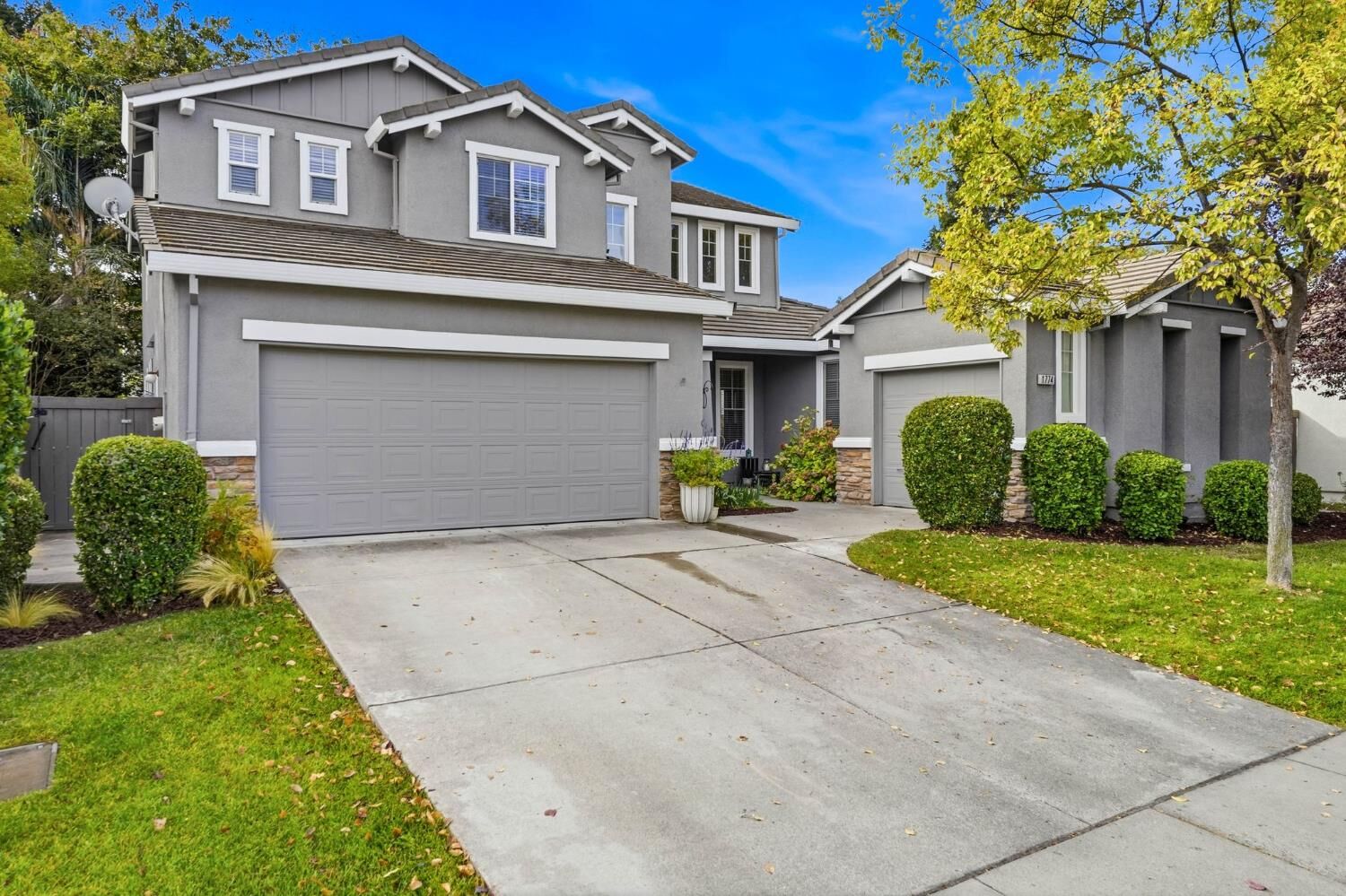 Property Photo:  1774 Irongate Way  CA 95835 