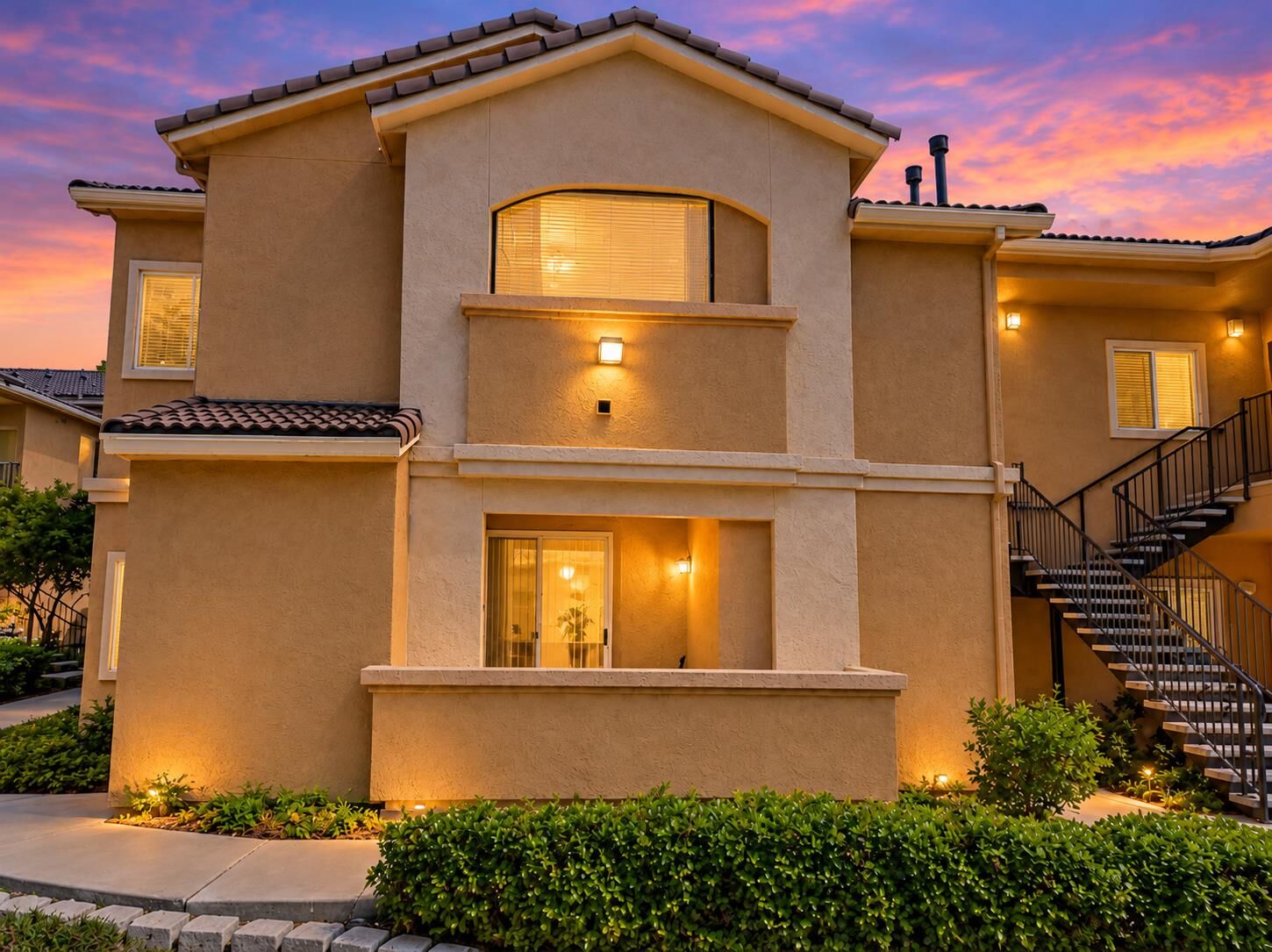 Property Photo:  501 Gibson Dr 2113  CA 95678 