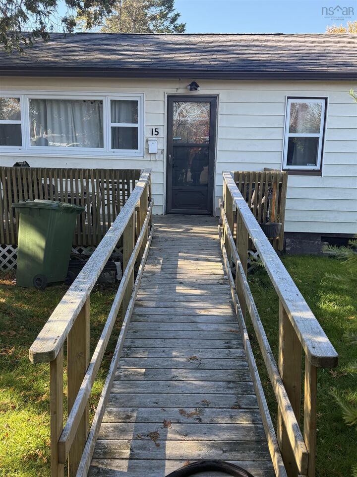 Property Photo:  15 Holly Drive  NS B3R 1Z7 