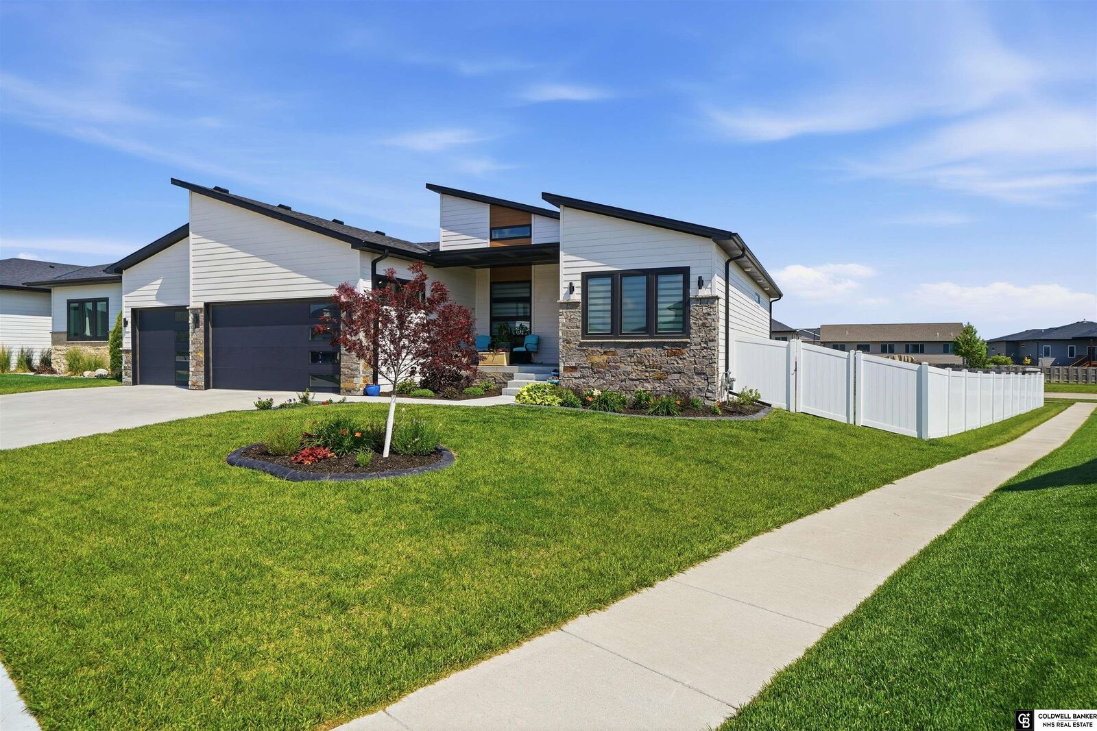 Property Photo:  7434 Anselm Lane  NE 68516 