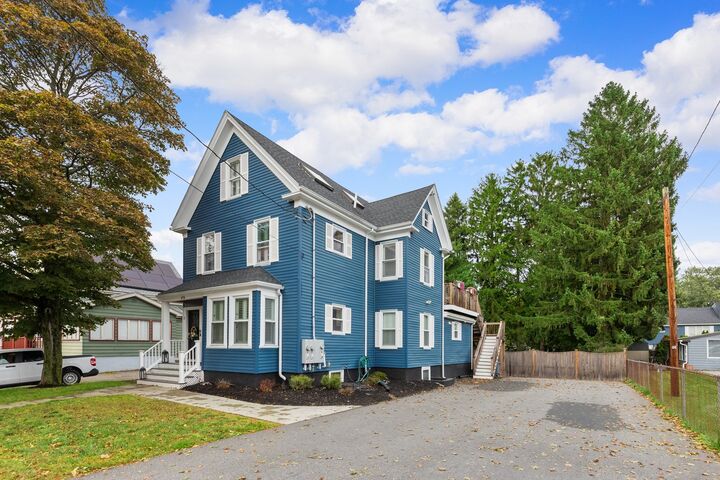 Property Photo:  474 Central St 2  MA 01906 