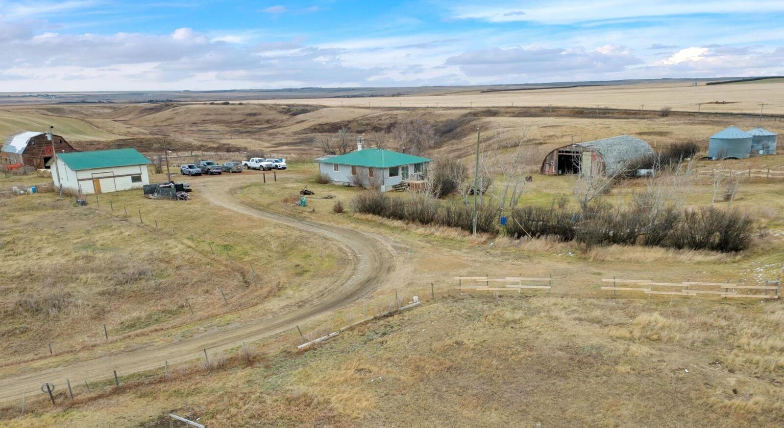 Property Photo: 292017 Range Road 251 AB T0M 0A0