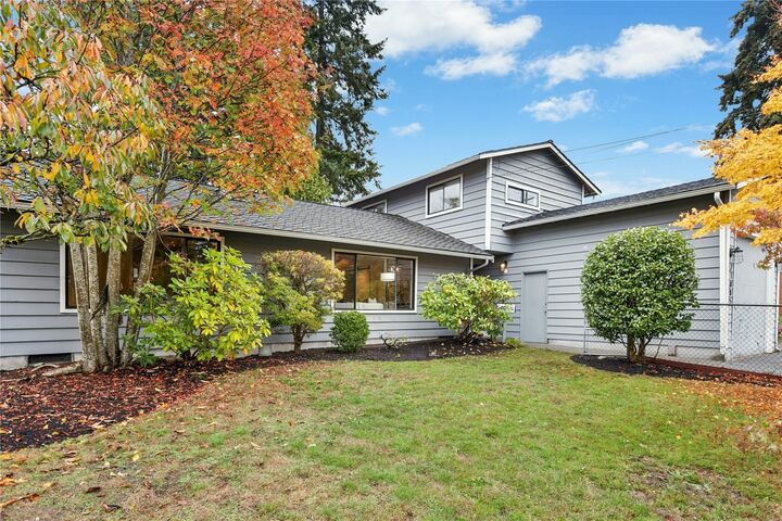 Property Photo: 21805 52nd Avenue W WA 98043