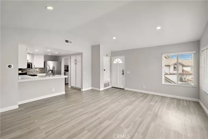 Property Photo: 54 Vista La Cuesta CA 92688