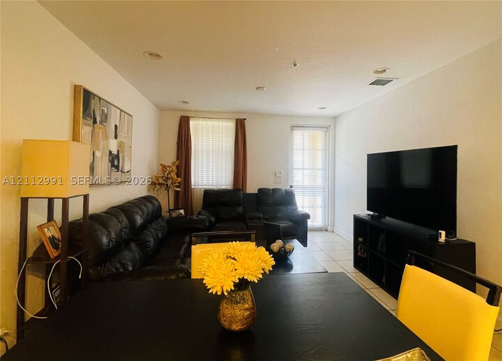 Property Photo:  466 SW 147th Ave 4609  FL 33027 