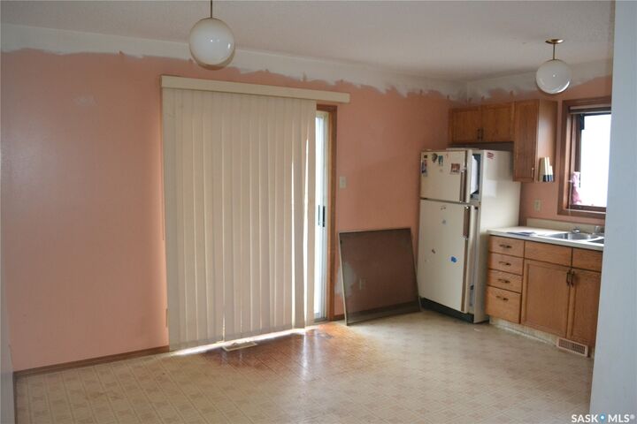 Property Photo:  326 Carter Crescent  SK S7L 7K4 