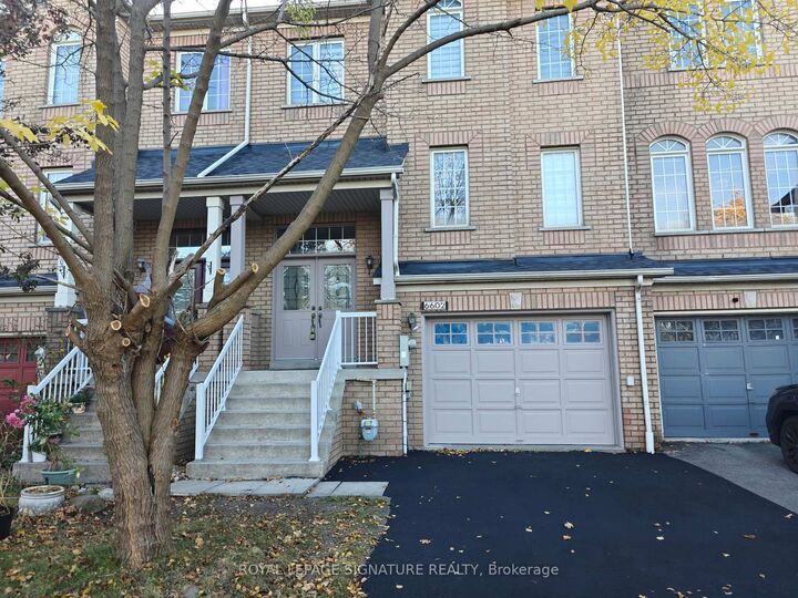 Property Photo:  6602 Opera Glass Crescent  ON L5W 1R8 