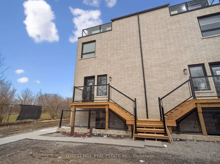 Property Photo:  5 Hopperton Drive D  ON M2L 2S5 