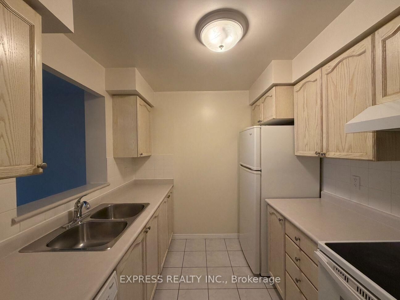 Property Photo:  29 Pemberton Avenue 1505  ON M2M 4L5 