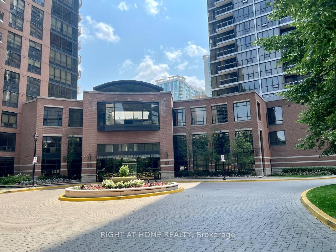 Property Photo:  23 Sheppard Avenue E 2608  ON M2N 0C8 
