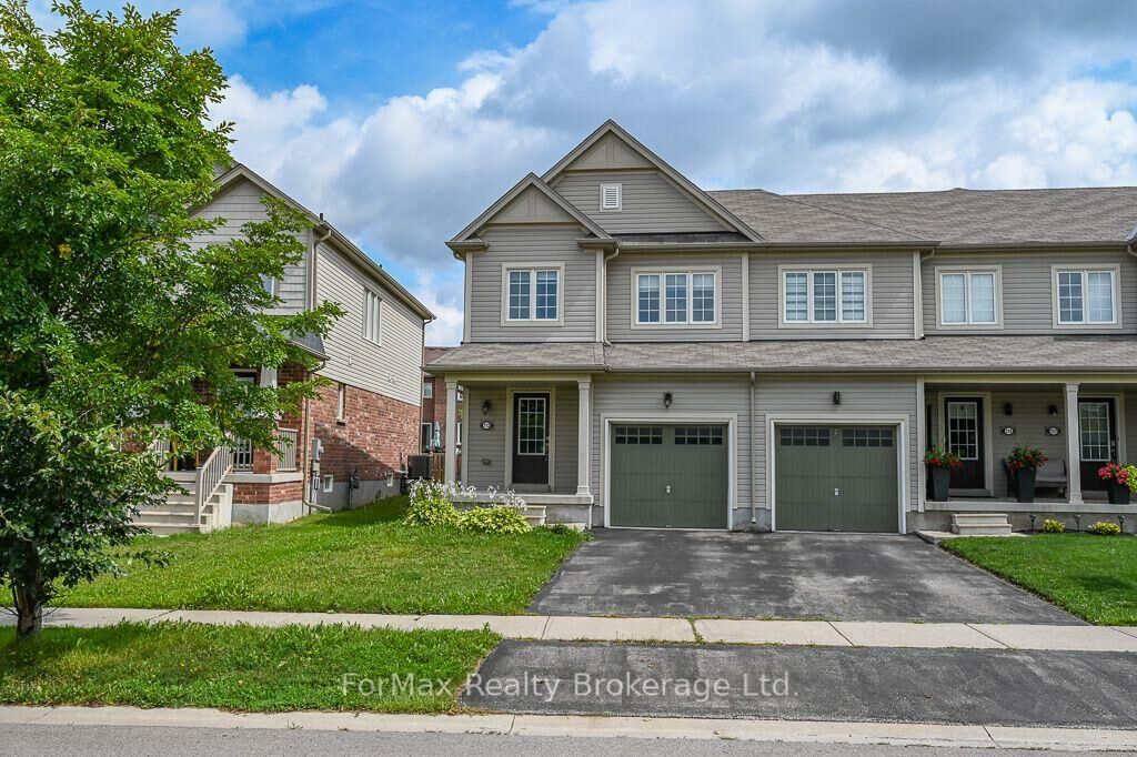 Property Photo:  113 English Lane  ON N3T 0N8 