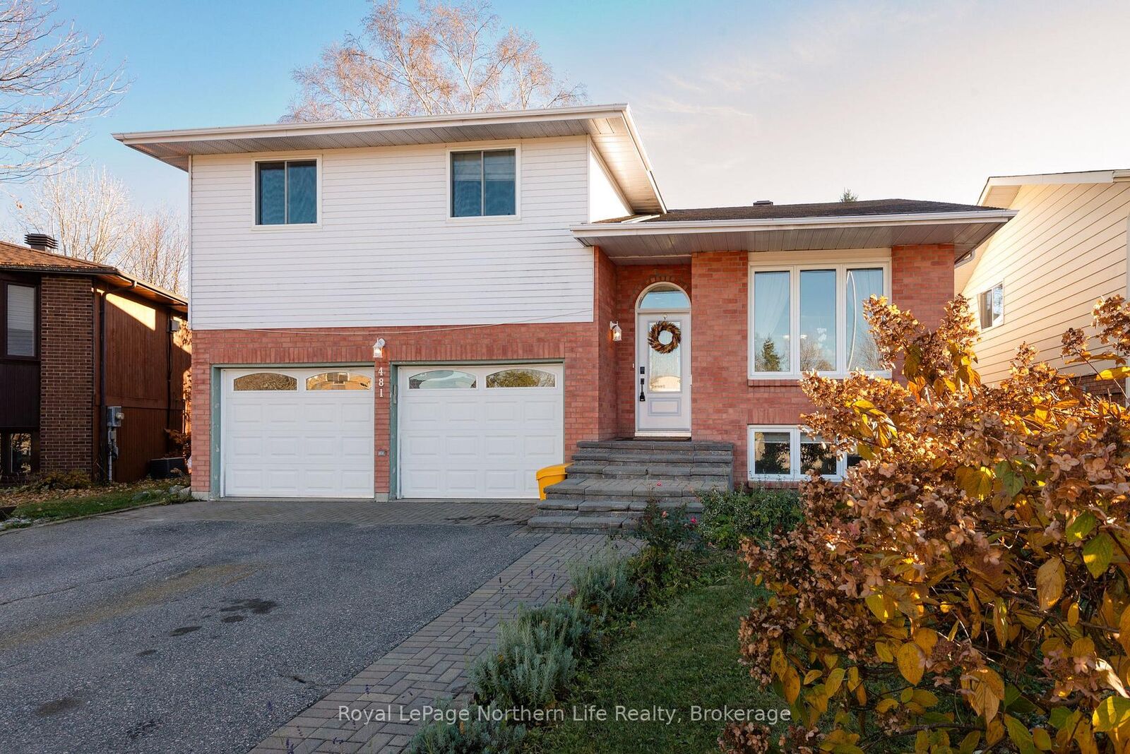Property Photo: 481 Maplewood Avenue ON P1B 8Z3