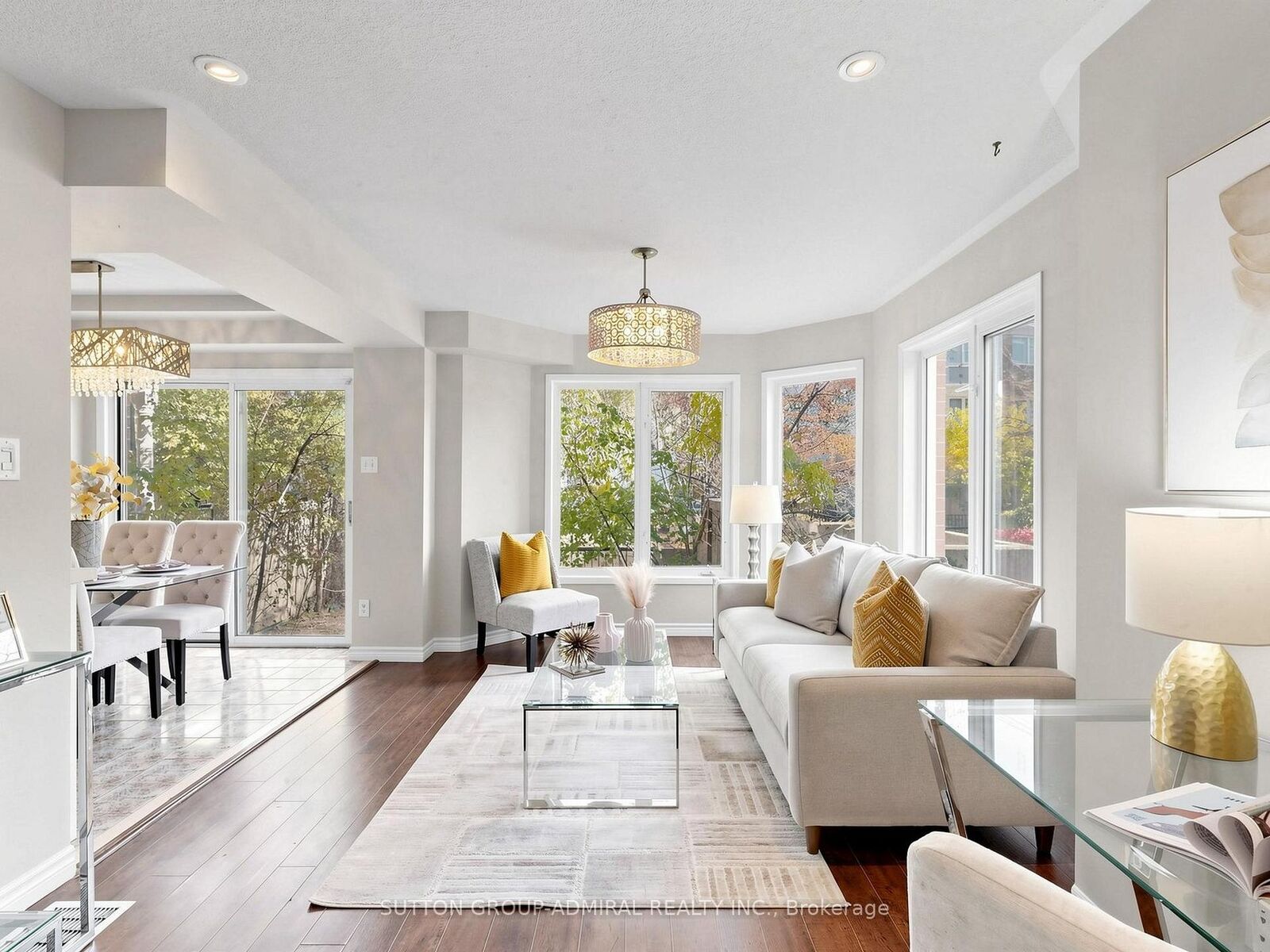 Property Photo:  18 Clark Avenue W 154  ON L4J 8H1 