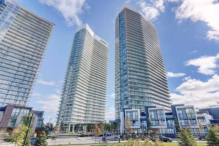 Property Photo:  115 McMahon Drive 3108  ON M2K 0E3 