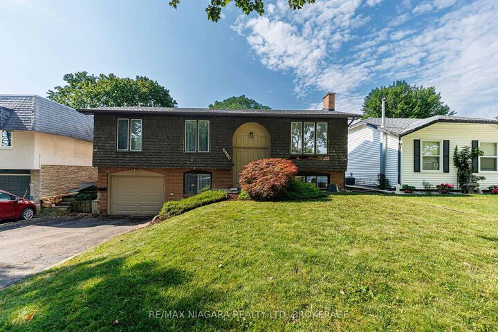 Property Photo:  6980 Dolphin Street  ON L2E 6Y2 