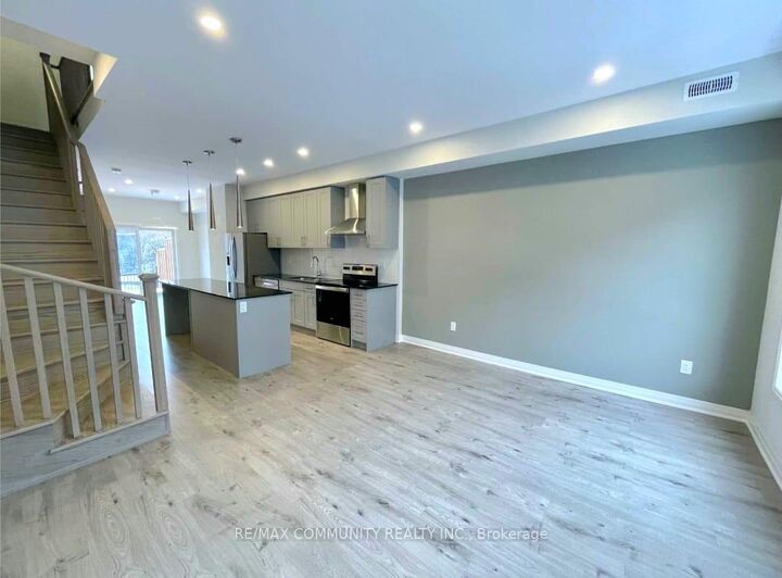 Property Photo:  1728 Pleasure Valley Path  ON L1G 0E3 