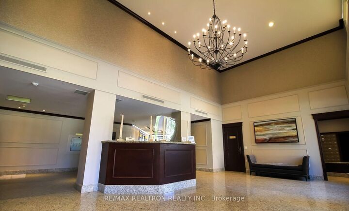 Property Photo:  1 Clairtrell Road 808  ON M2N 7H6 