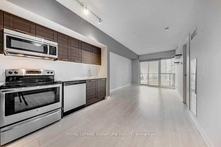 Property Photo:  2200 Lakeshore Boulevard 1003  ON M8V 1A4 