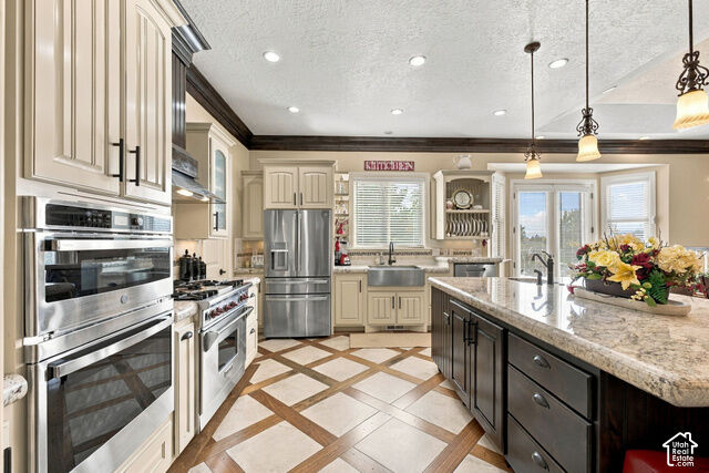 Property Photo: 540 E 475 N UT 84014