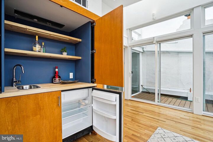 Property Photo:  1823 1/2 16th Street NW  DC 20009 