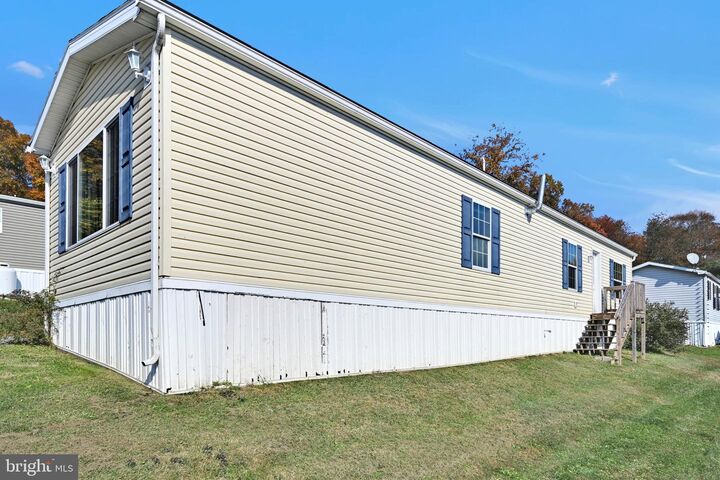 Property Photo:  15 Ashton Drive  PA 17560 