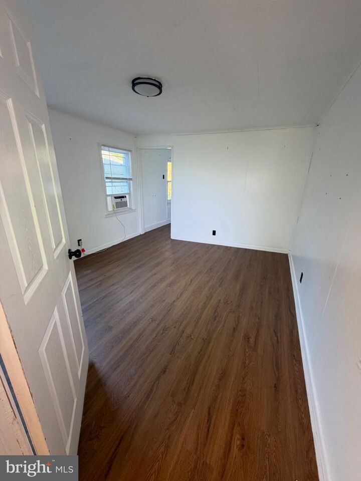 Property Photo:  407 Lawrence Street  NJ 08016 