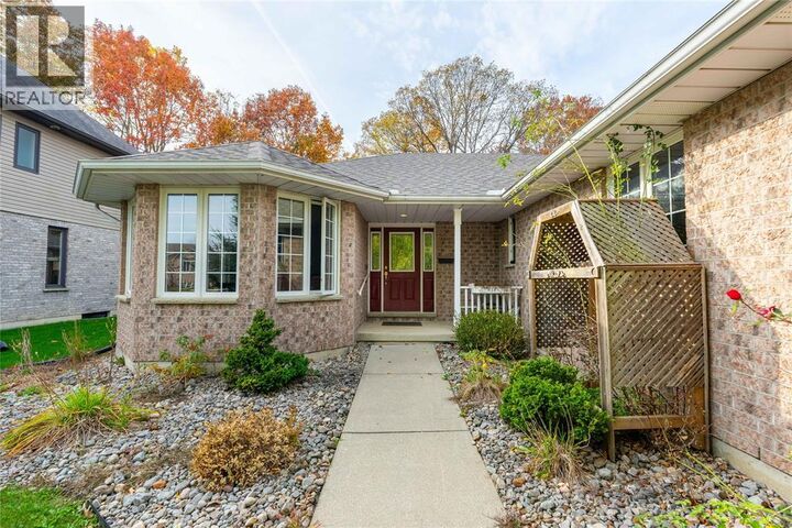 Property Photo:  543 Country View Drive  ON N0N 1R0 