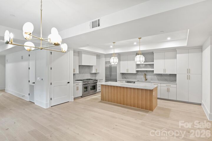Property Photo:  409 Queens Road 203  NC 28207 