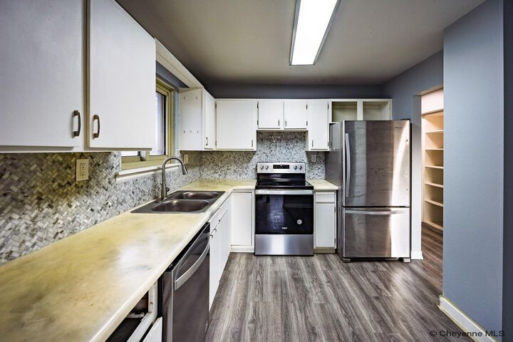Property Photo:  243 Dillon Ave  WY 82007 