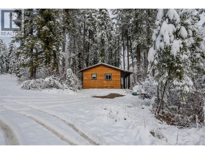 Property Photo:  787 Golden Donald Upper Road  BC V0A 1H1 