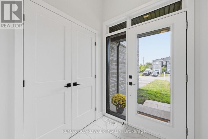 Property Photo:  5 Morrall Court  ON K7S 0J4 
