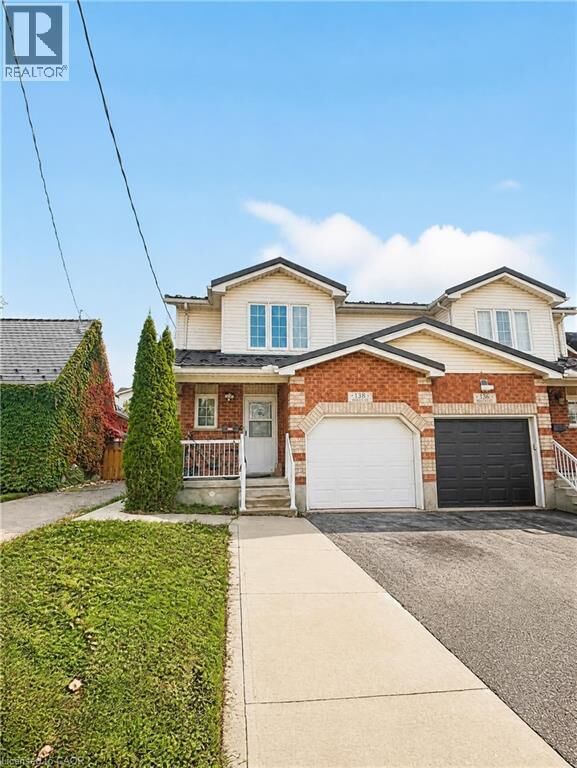 Property Photo:  138 Heiman Street Upper  ON N2M 3L9 